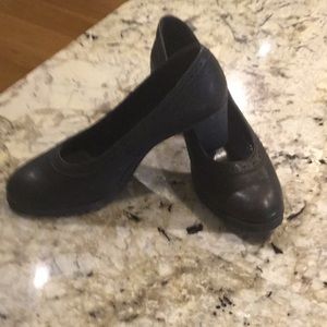 Style and comfort Aerosoles.